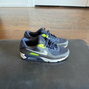 Nike Air Max 90
